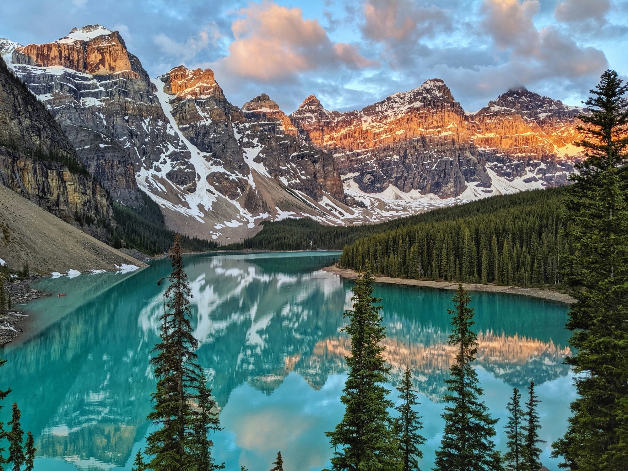 Photo booth rental Banff